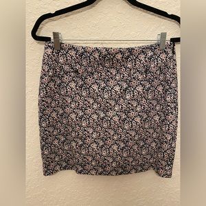 Floral mini skirt